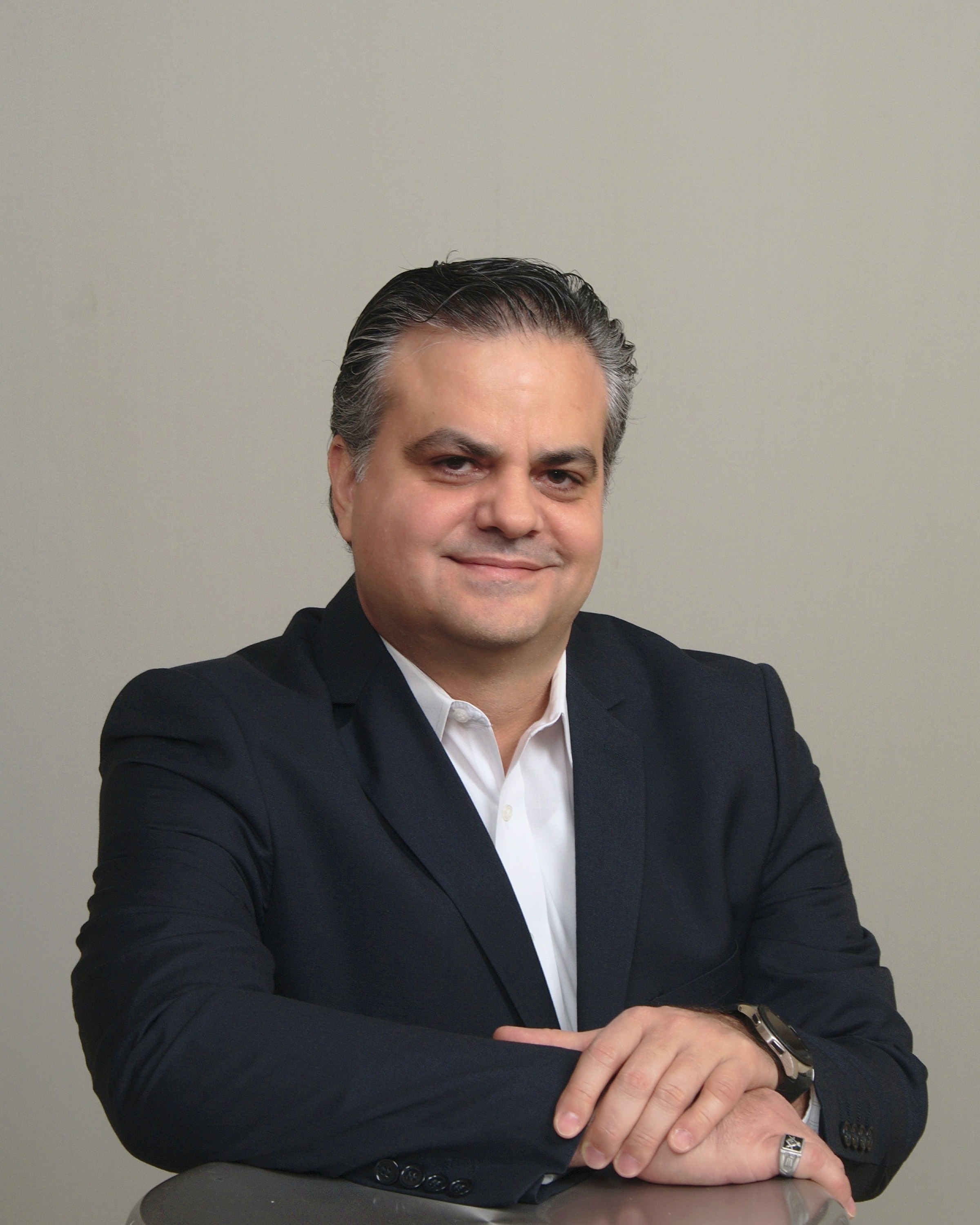 Writer: Alexandre Ferrari