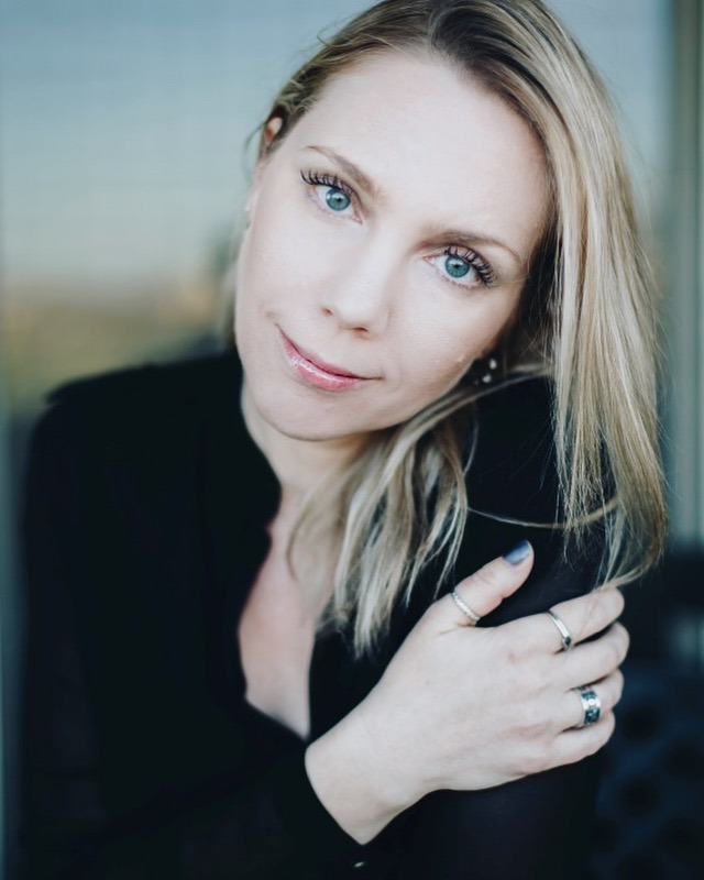 Writer: Julia Potter