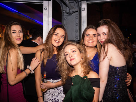 My top 10 things to remember when photographing a party!