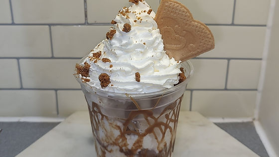 Queen Biscoff Sundae