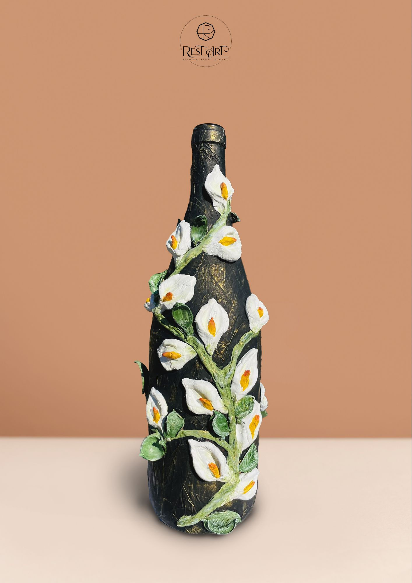 Vază decorativă cu cale