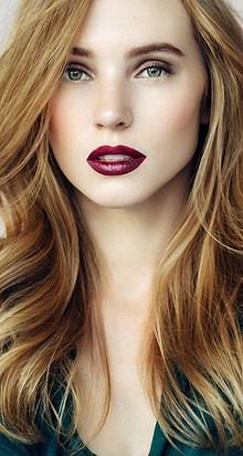 Beauty in Glam Makeup