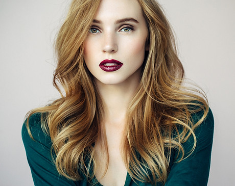 Beauty in Glam Makeup