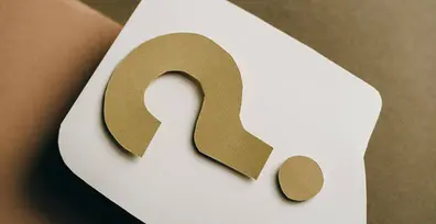 Sinal de interrogação.