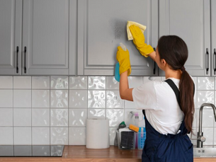 What Does a Full House Clean Include?