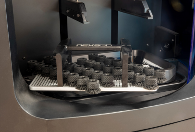 Peças impressas em 3D com a NXE 400 da Nexa 3D