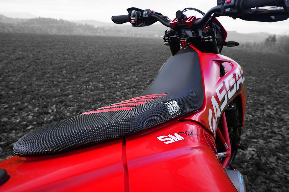 Thumbnail: GasGas 700 SM Project 'Wave' Seat Cover