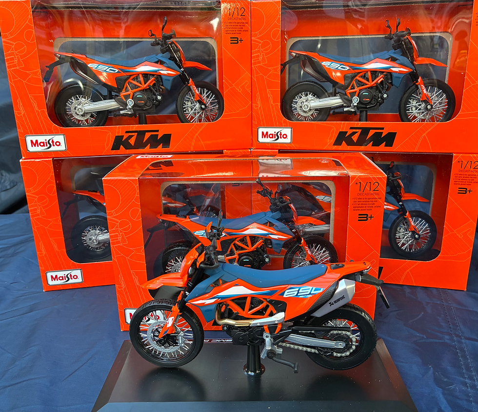 Thumbnail: KTM 690 SMC-R 1:12 Scale Model