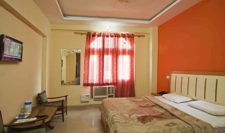 Hotel Suvidha Deluxe