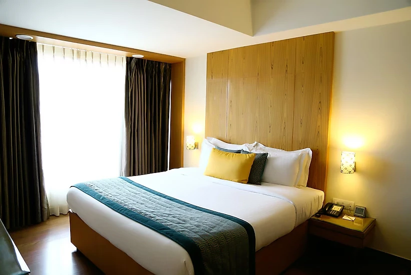 couple friendly hotels in Dehradun