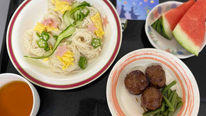 7月の行事食（七夕・夏野菜カレー・食育）