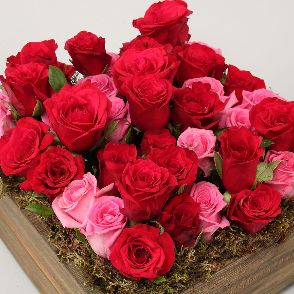 Thumbnail: 30 Roses In Wooden Tray