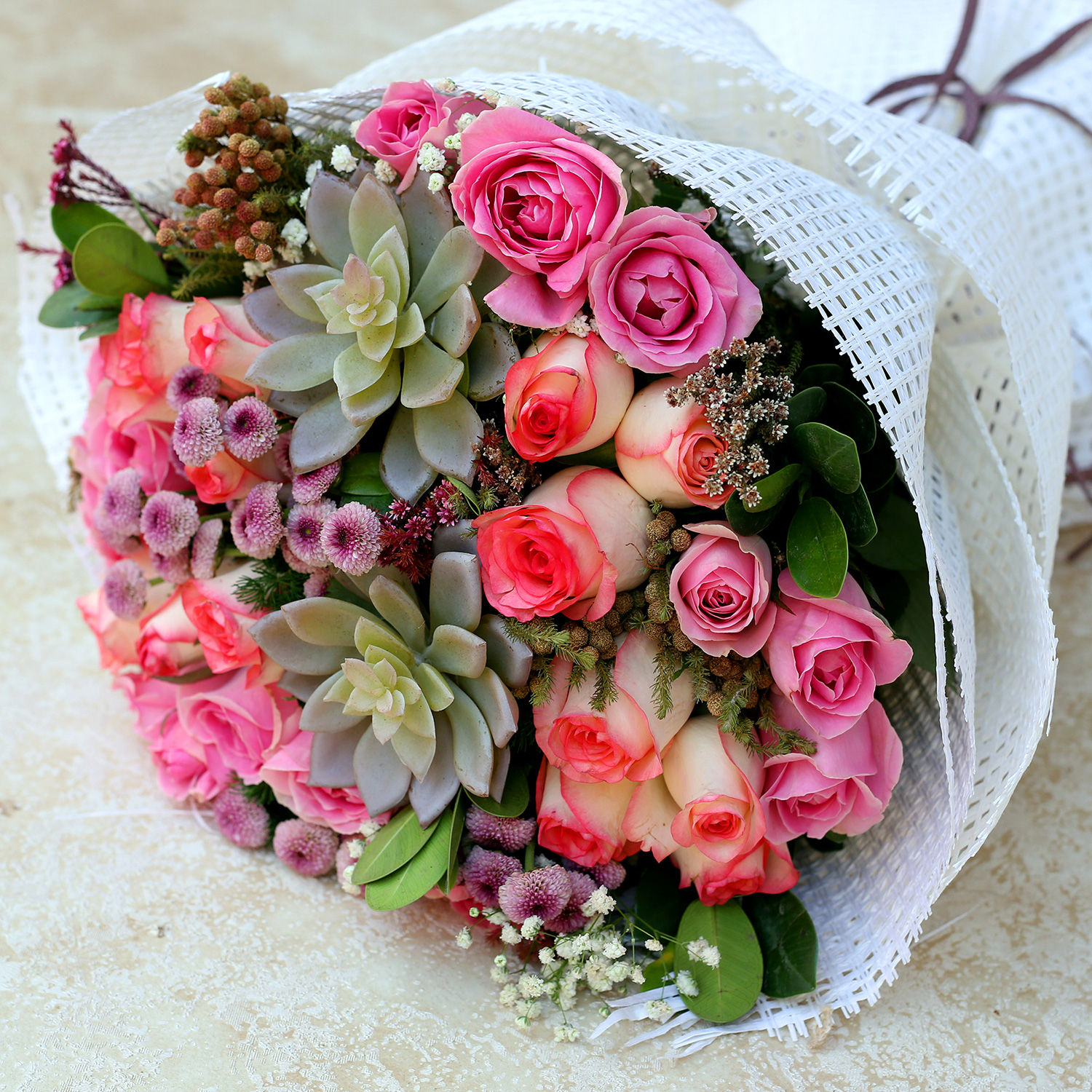 Roses &Pink Daisies Hand Bunch