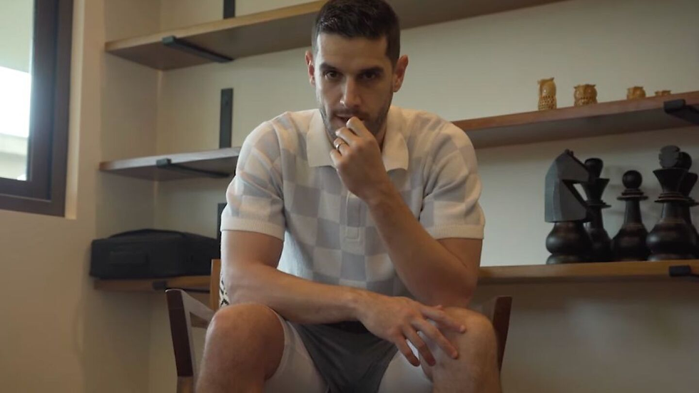 ¿Desaparece la Cuenta de Adrián Marcelo Tras Controversia en "La Casa de los Famosos"?