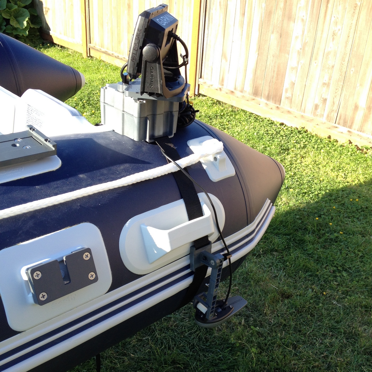 Zodiac boat fish finder set up