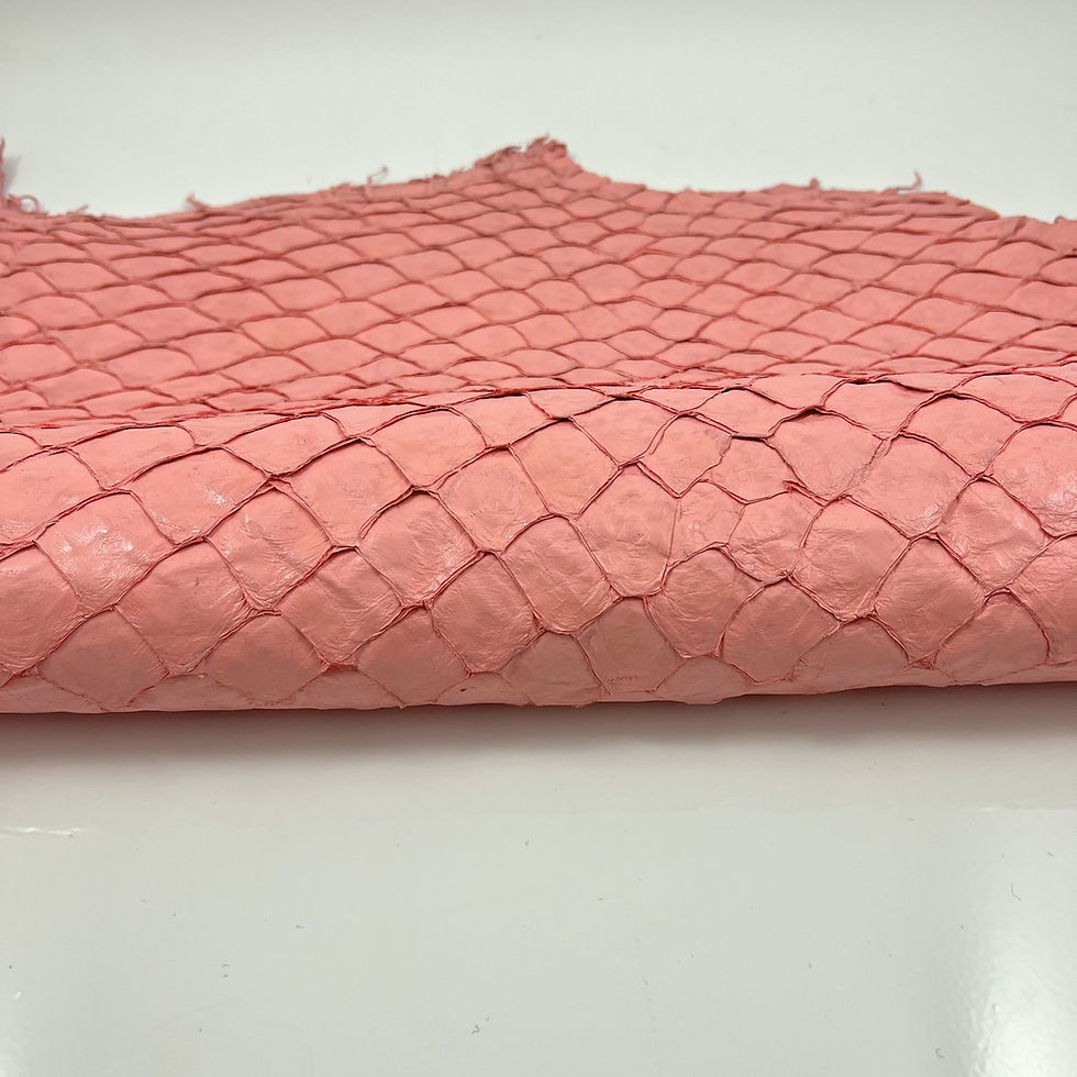 Thumbnail: Picture of pirarucu leather panel article color Impatiens Pink Finish2 Finishing