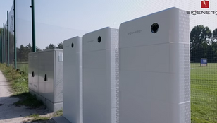 Home Battery Storage – Battery or Feed-In Tariff: Which Is Right for Your Home?