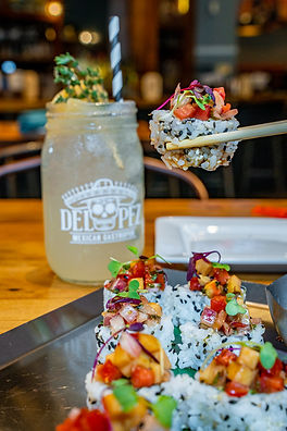 Tuna Sushi Roll 10.jpg