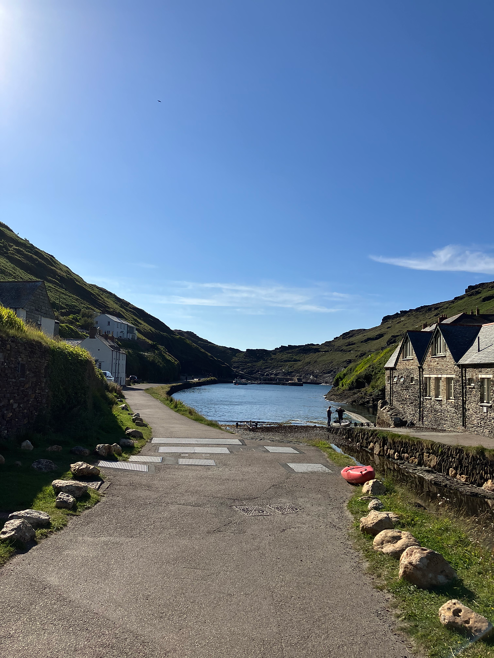 Boscastle looking out to sea