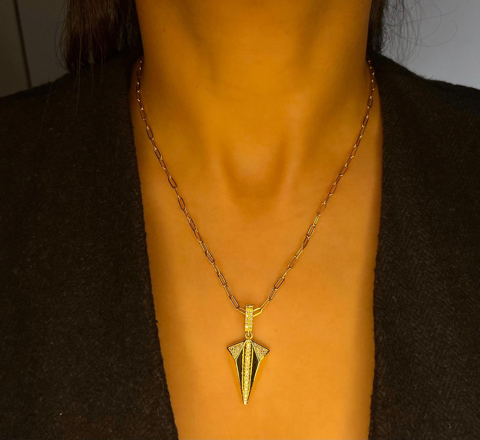 Küçük resim: Geometric Taşlı Gold Kolye