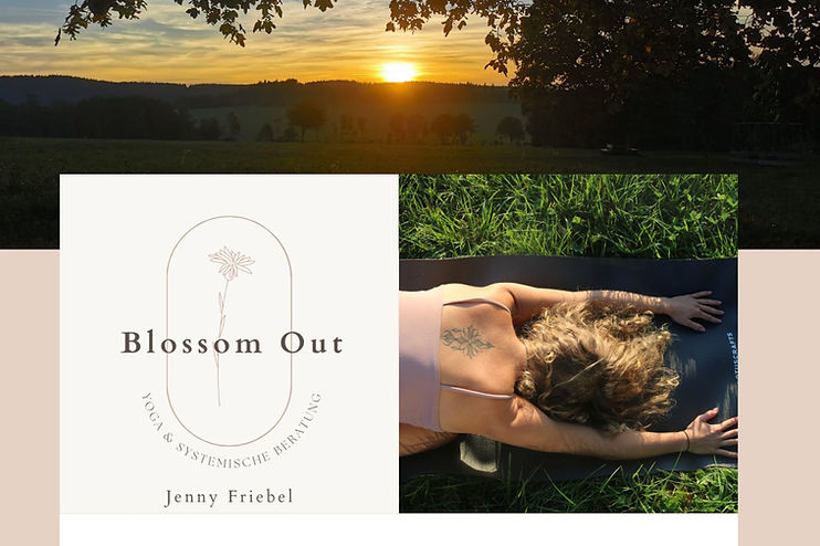 Beige Einfach A4 Rabatt-Gutschein (1).jpg