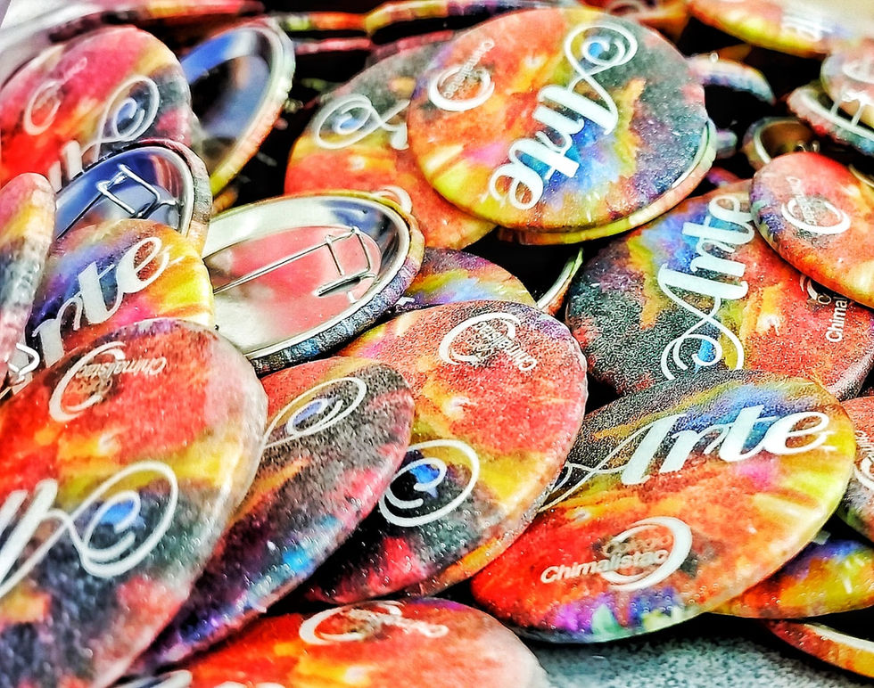 Fotobotones Colegio Chimalistac.
Acabado mate, broche metalico. Medida 5.5 cm.