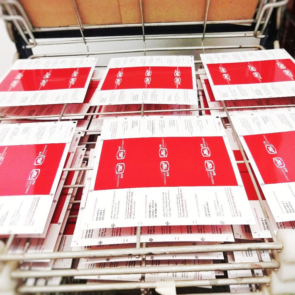Libretas ATM Espectaculares.
Acabados en pasta dura y wireo blanco, impresas a todo color.