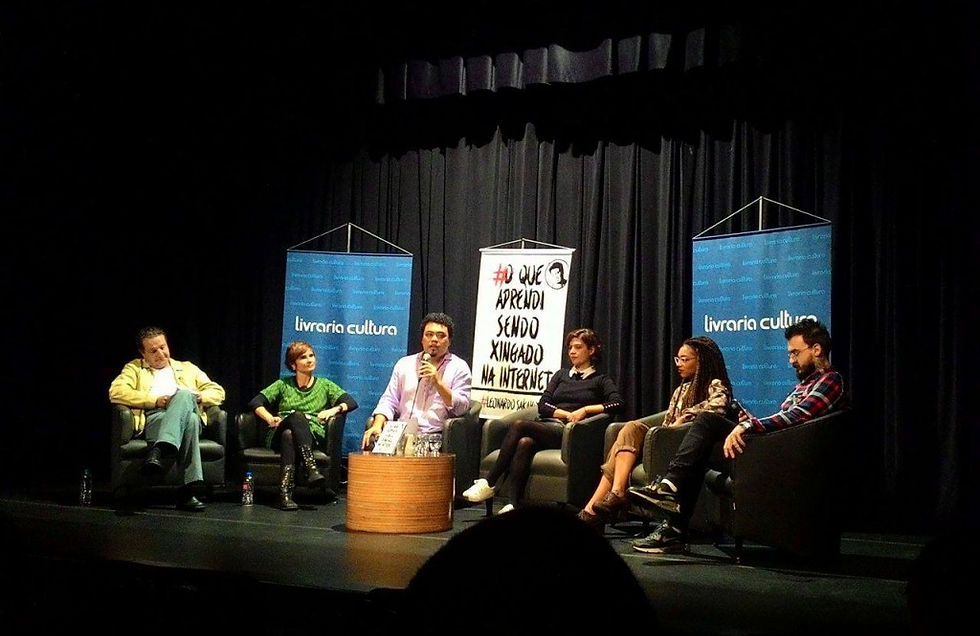Juca Kfuri, Eliane Brum, Leonardo Sakamoto, Juliana de Faria, Nataly Neri e Pc Siqueira conversam sobre a cultura de ódio na internet