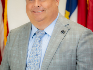 Mooresville Mayor Chris Carney Steps Down