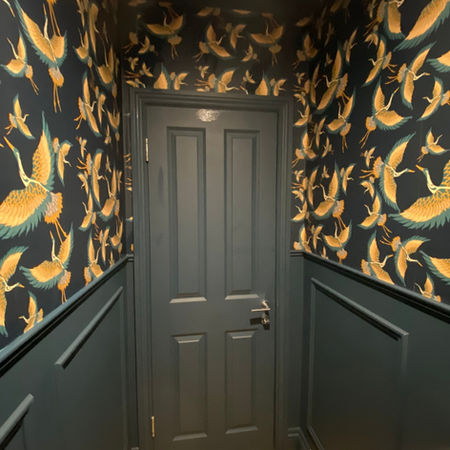 wallpaper image of washroom