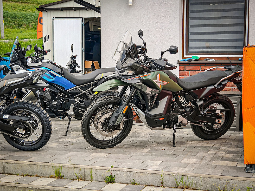 Miniatura: Cf Moto MT-X 1000