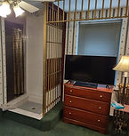 Family Room Shared Bath_2.jfif