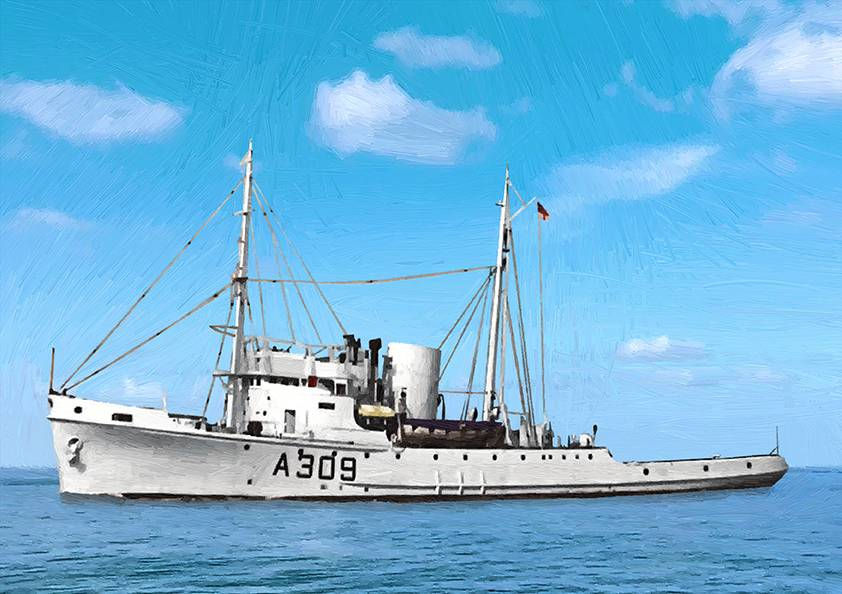 HMS WARDEN "A309"