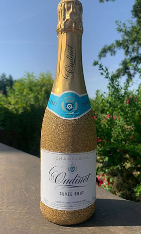 modge podge glitter champagne bottle favours