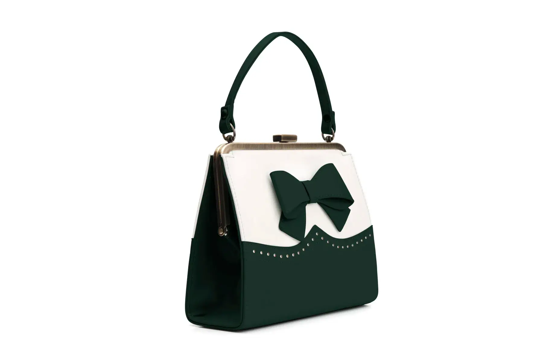 Lola Ramona Inez Moss