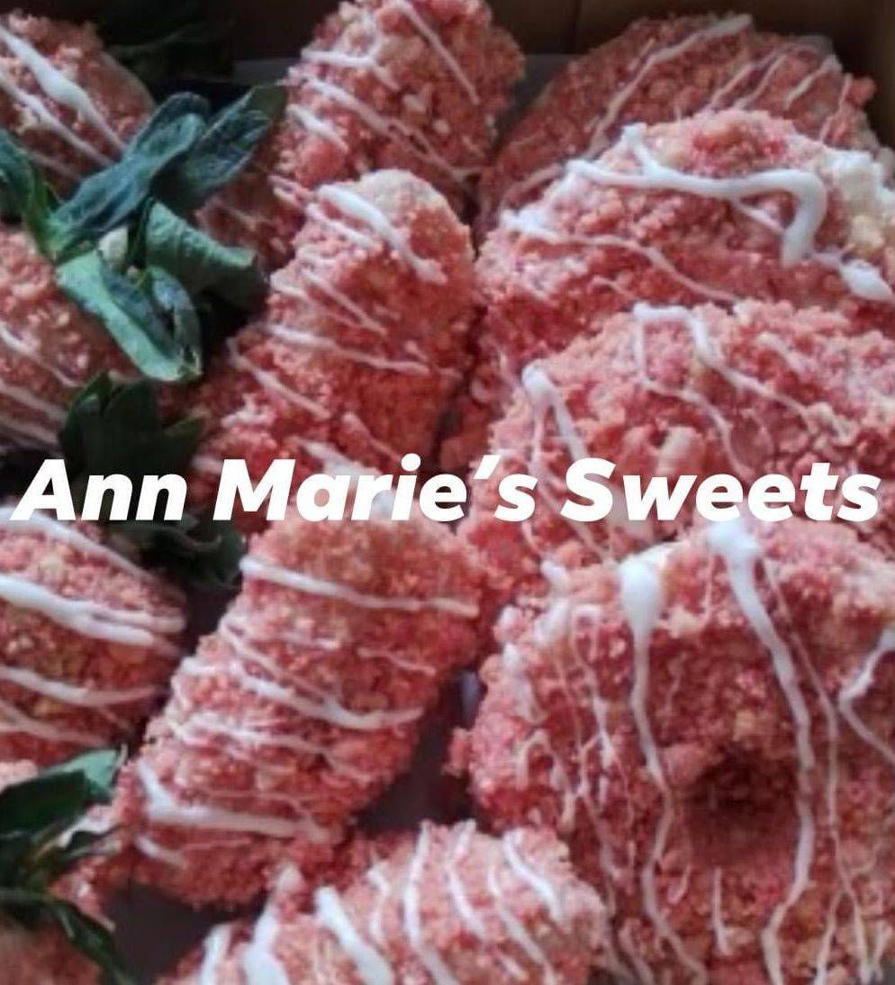 Strawberry Crunch Mixed Treatboxes