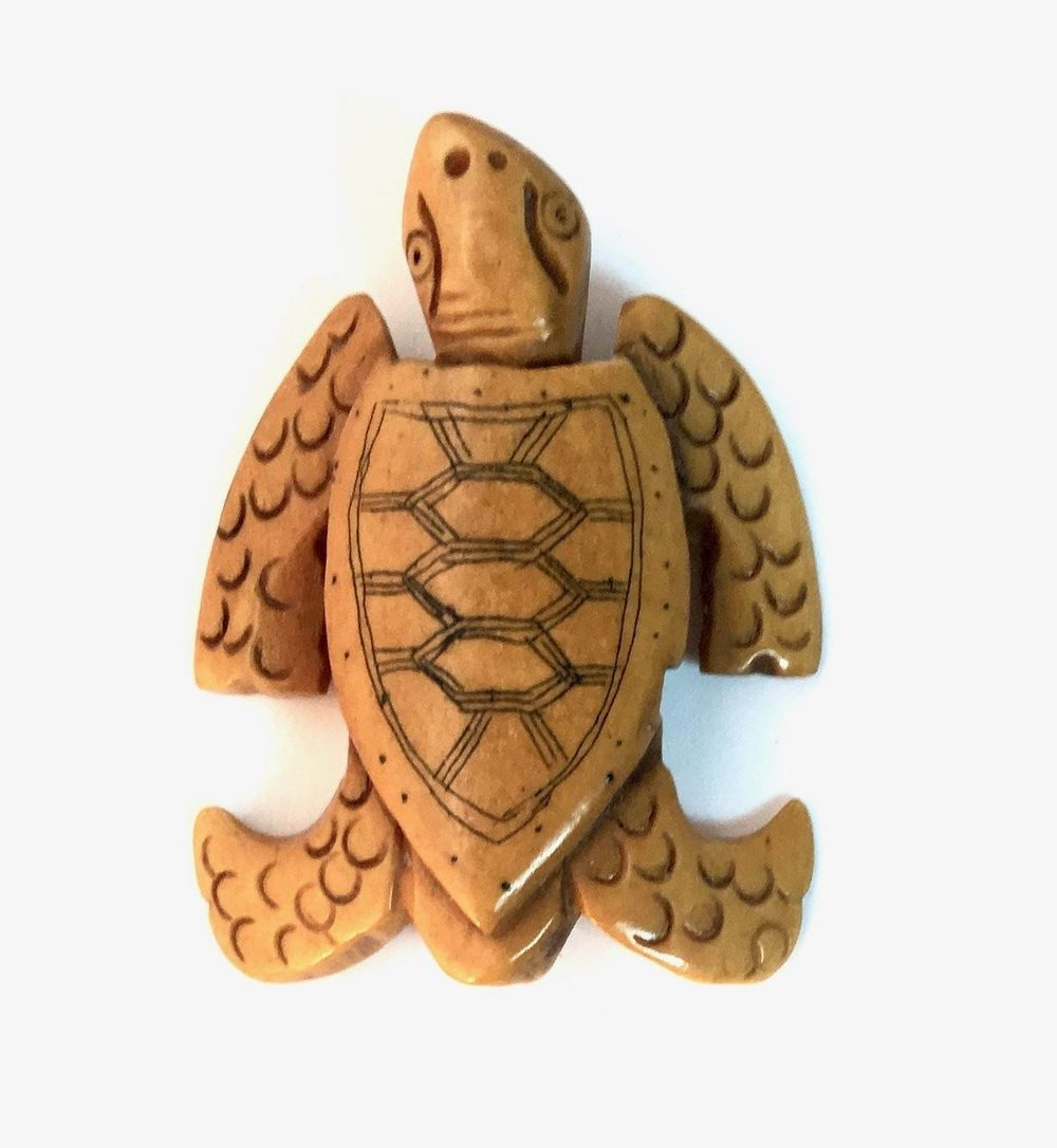 Beautiful horn turtle pendant. - Pndts. 195