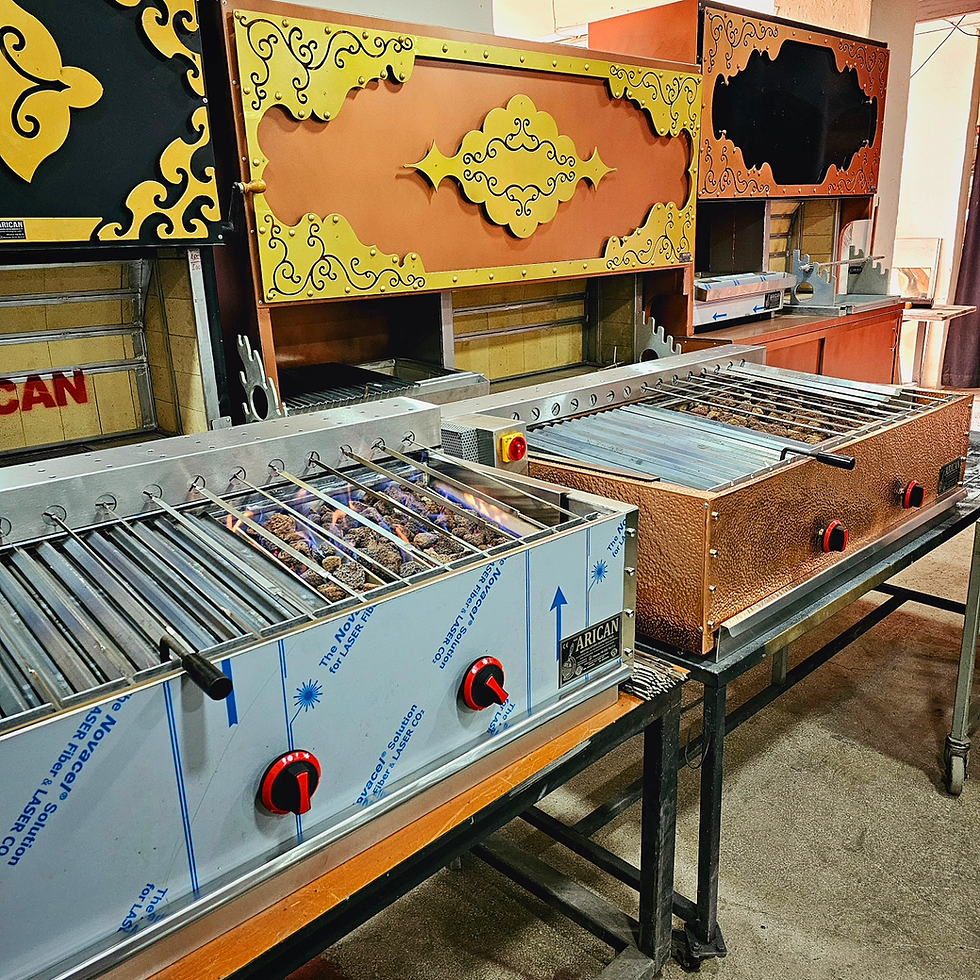 Küçük resim: Otomatik Gazlı Lav Taşlı Izgara Kebap Ocağı 125 cm