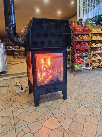 Poêle à bois avec ventilateur — AG-126 · 5