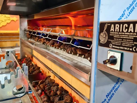 Poste de cuisson pour kebab et poulet rôti — AG-269 · 3