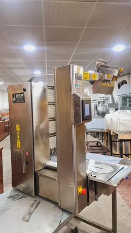 Machine à kebab avec découpe automatique · Rotation motorisée — AG-266 · 4