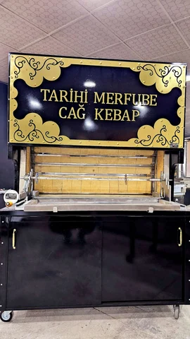 Holzbefeuerte Cağ-Kebab-Grills · Schwarzes Metall · 150 cm — AG-418 · 7
