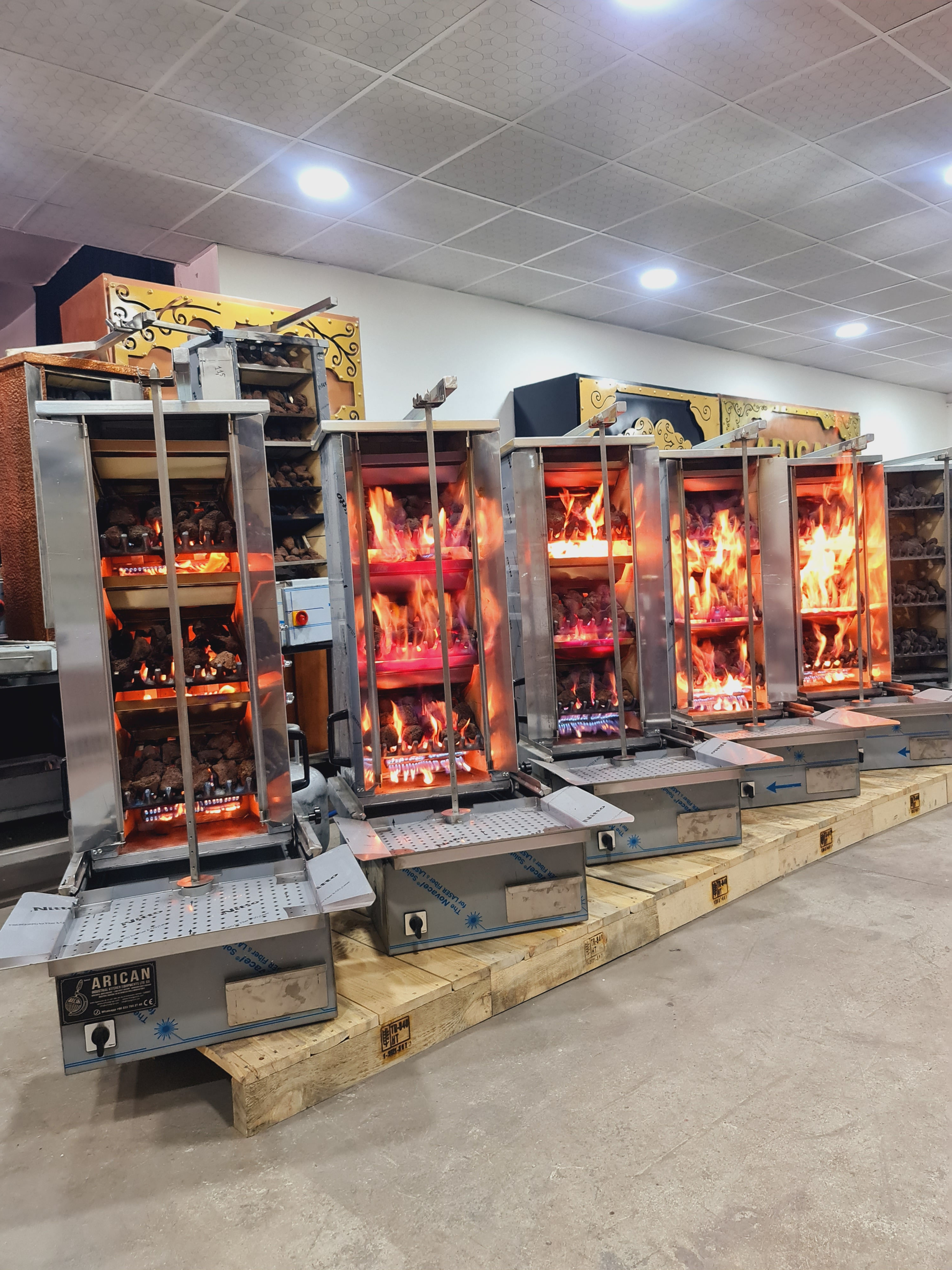 Gazlı Kömürlü Dik Döner Ocakları Alttan Motorlu