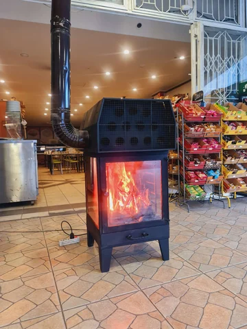 Poêle à bois avec ventilateur — AG-126 · 3