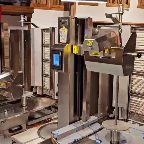Machine à kebab avec découpe automatique · Rotation motorisée — AG-444 · 4