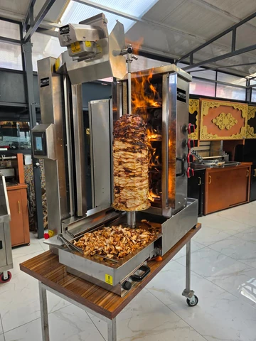Robot de découpe döner · ADR-C1-5G · 4 brûleurs