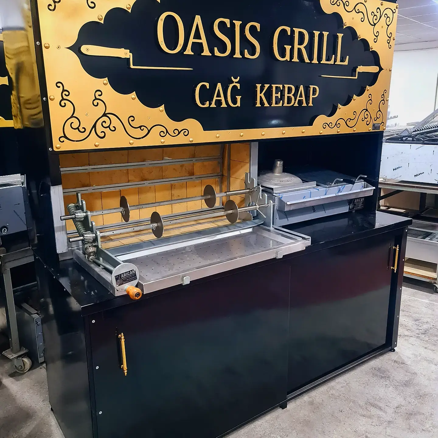 Yatik Doner Cag Kebap Ocagi 200 cm Odunlu