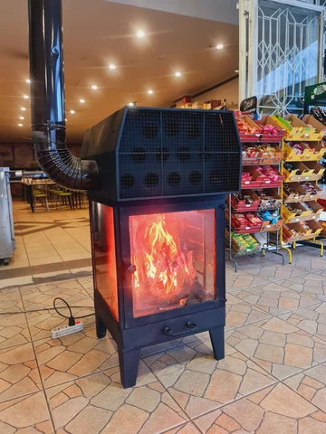 Poêle à bois avec ventilateur — AG-126 · 11