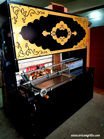 Holzbefeuerte Cağ-Kebab-Grills · Schwarzes Metall · Individuelle Designbeispiele — AG-381 · 2