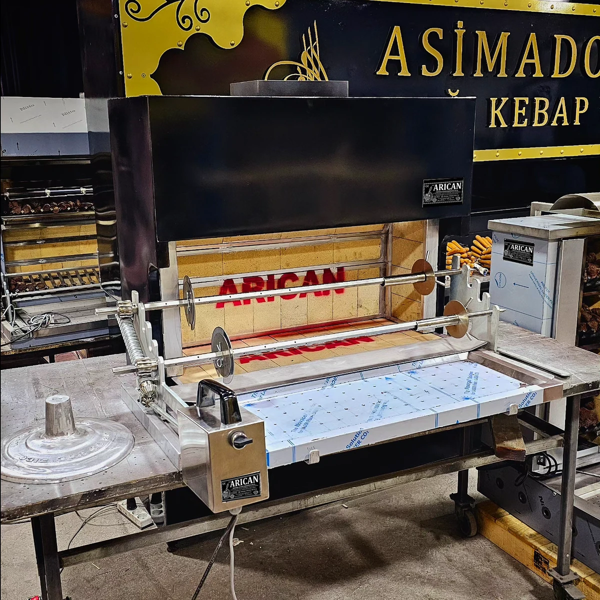 Máquinas de cağ kebab portátiles · Metal negro · 125 cm — AG-442 · 1